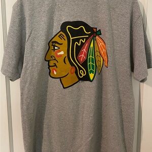 Chicago Blackhawks Jonathan Toews Men’s XL T-shirt